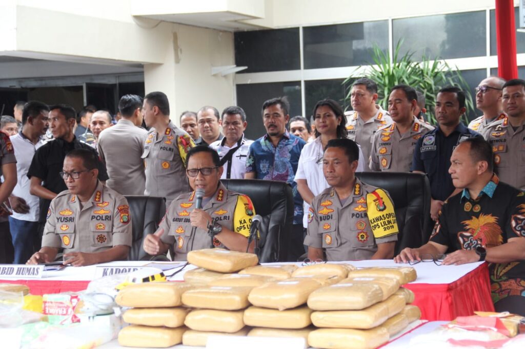 Release Ahir Tahun  2019  Polda Metro Jaya  Ungkap Kasus Narkoba Seberat 1 Ton