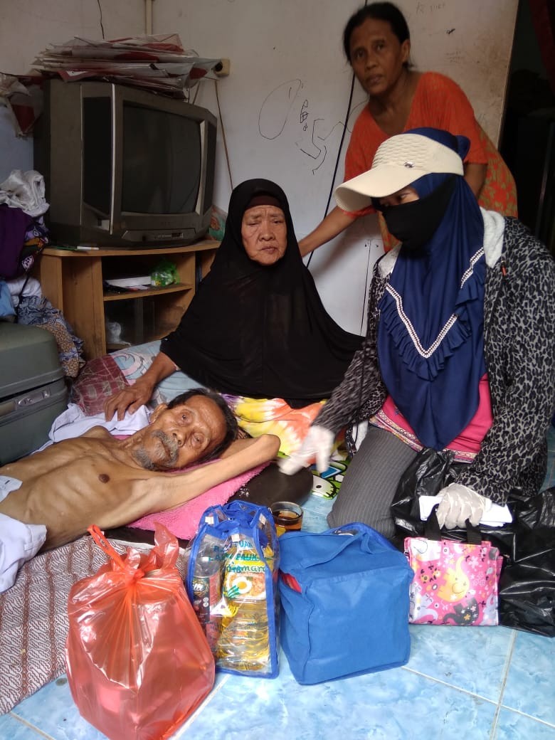 Keluarga Pra Sejahtera Tambun Utara Dibantu Yayasan Madani Duta Indonesia Saat Wabah Virus Covid 19