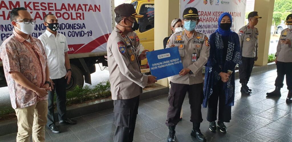 Program Keselamatan Baharkam Polri Mendapat Dukungan Danone Indonesia Untuk Penanggulangan COVID-19.