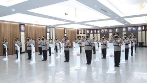 Kapolri Resmi Lantik 9 Perwira Tinggi Polri Sebagai kapolda Dan Pejabat Utama Korps Bhayangkara.