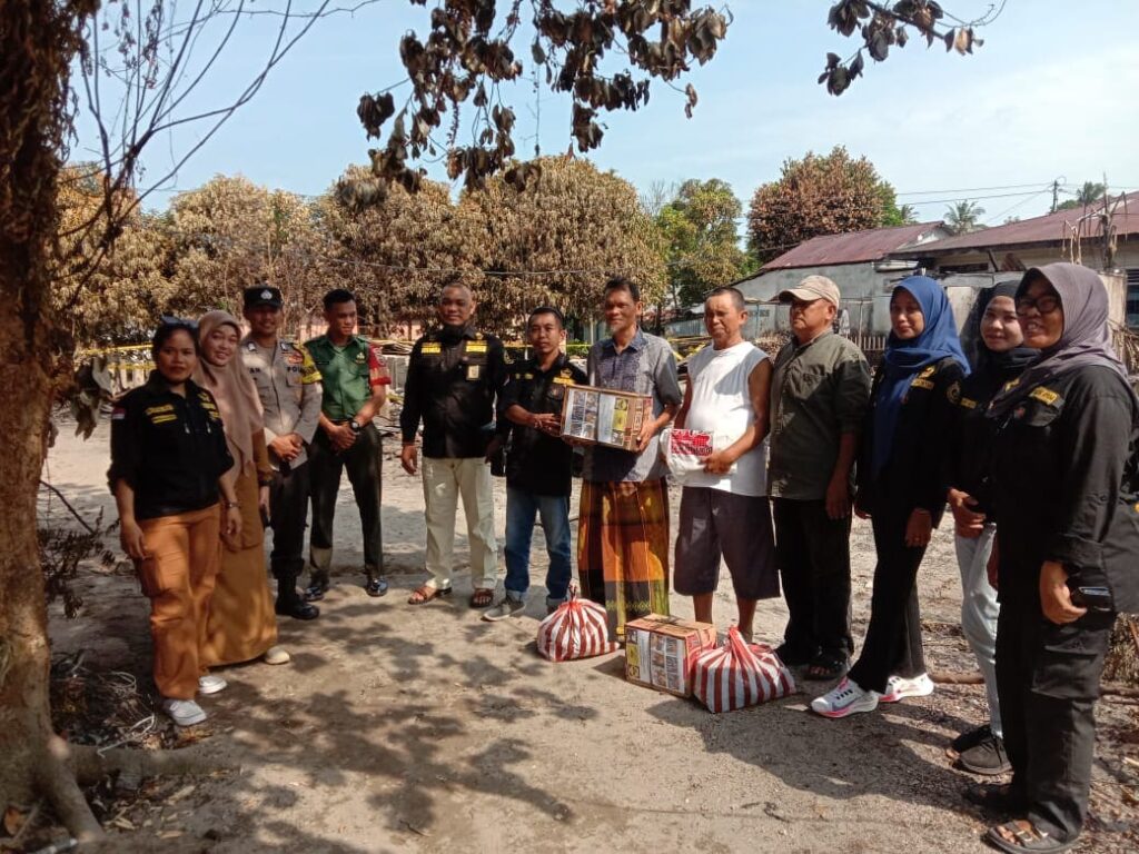 Keluarga Besar Organisasi Gagak Hitam Kabupaten Lingga Kontrol Sosial Musibah Bencana  Kebakaran