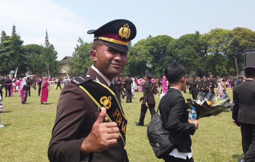 Selesaikan Pendidikan Perwira Polri, Ipda Wilfridus: Terima Kasih kapolri, Saya berjanji Akan jadi Polisi yang Solutif Bagi Masyarakat