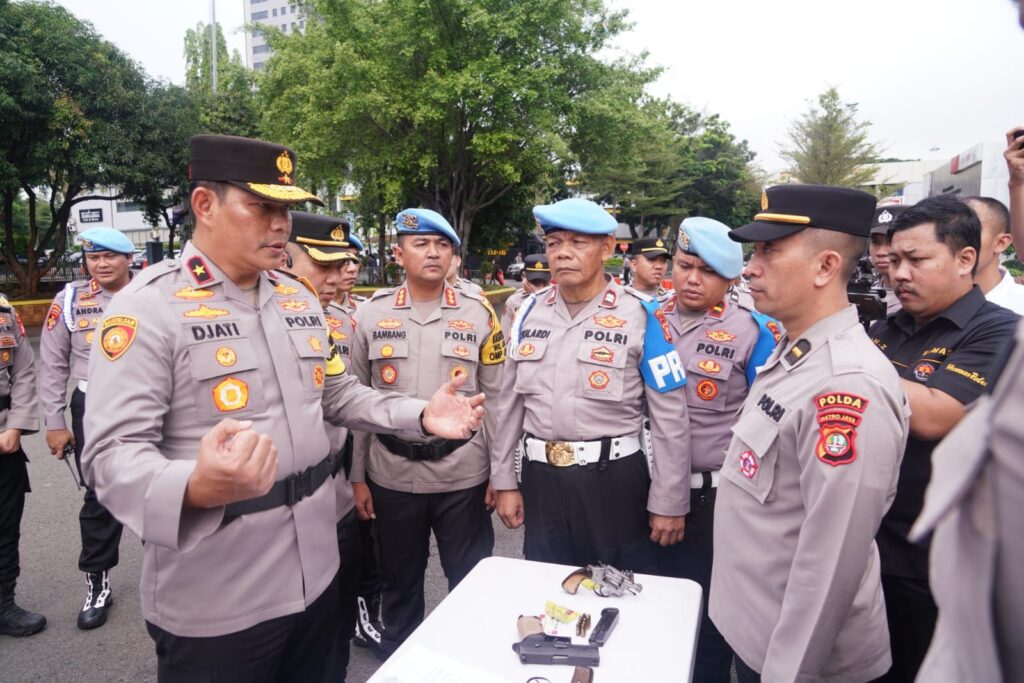 Wakapolda Metro Jaya Pimpin Apel Pemeriksaan Senpi untuk Cegah Penyalahgunaan 