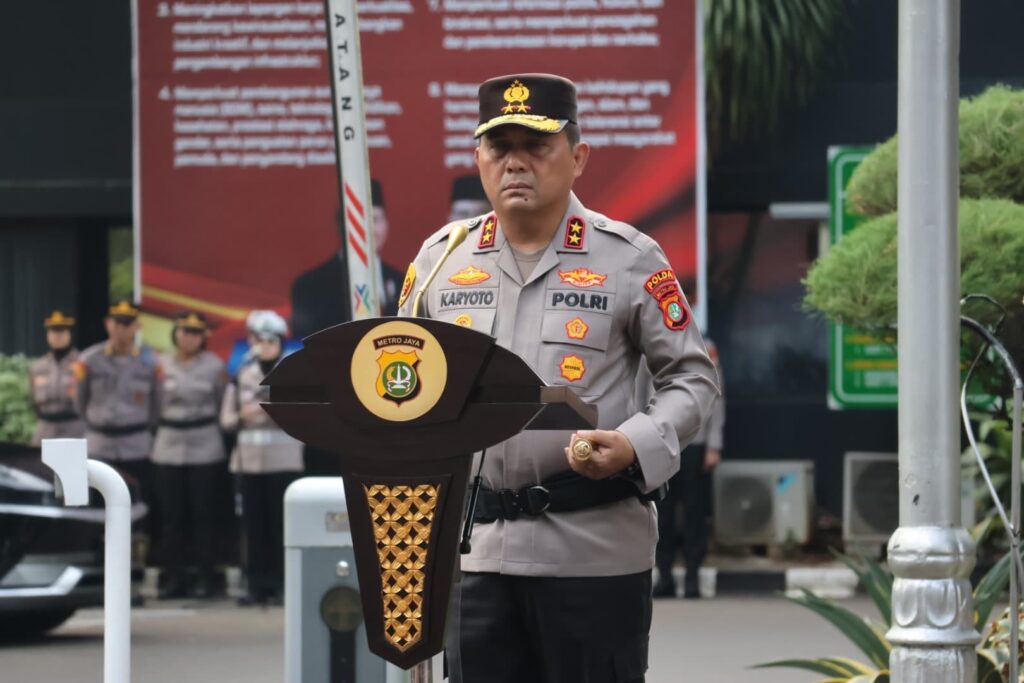 Kapolda Metro Jaya Laksanakan Upacara, Empat Anggota Polda Metro Jaya Diberhentikan Tidak Dengan Hormat