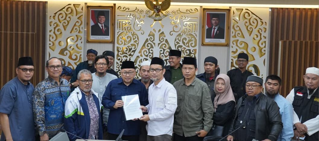 SOBAT JABAR Audiensi dengan Komisi V DPRD Jawa Barat, Dorong Perda Pelarangan Total Minuman Beralkohol
